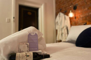 Heart of Canowindra - Heritage Escape with a view